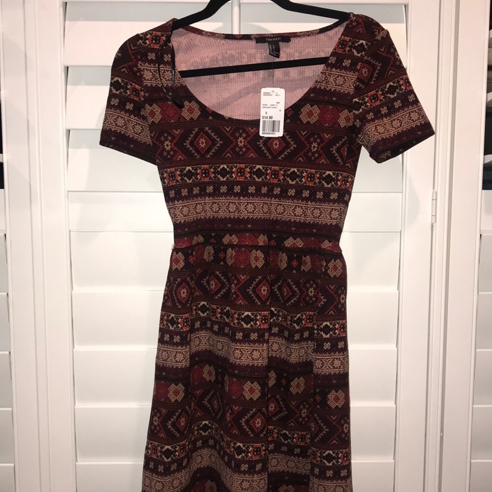 Forever 21 Aztec cap sleeved fall dress